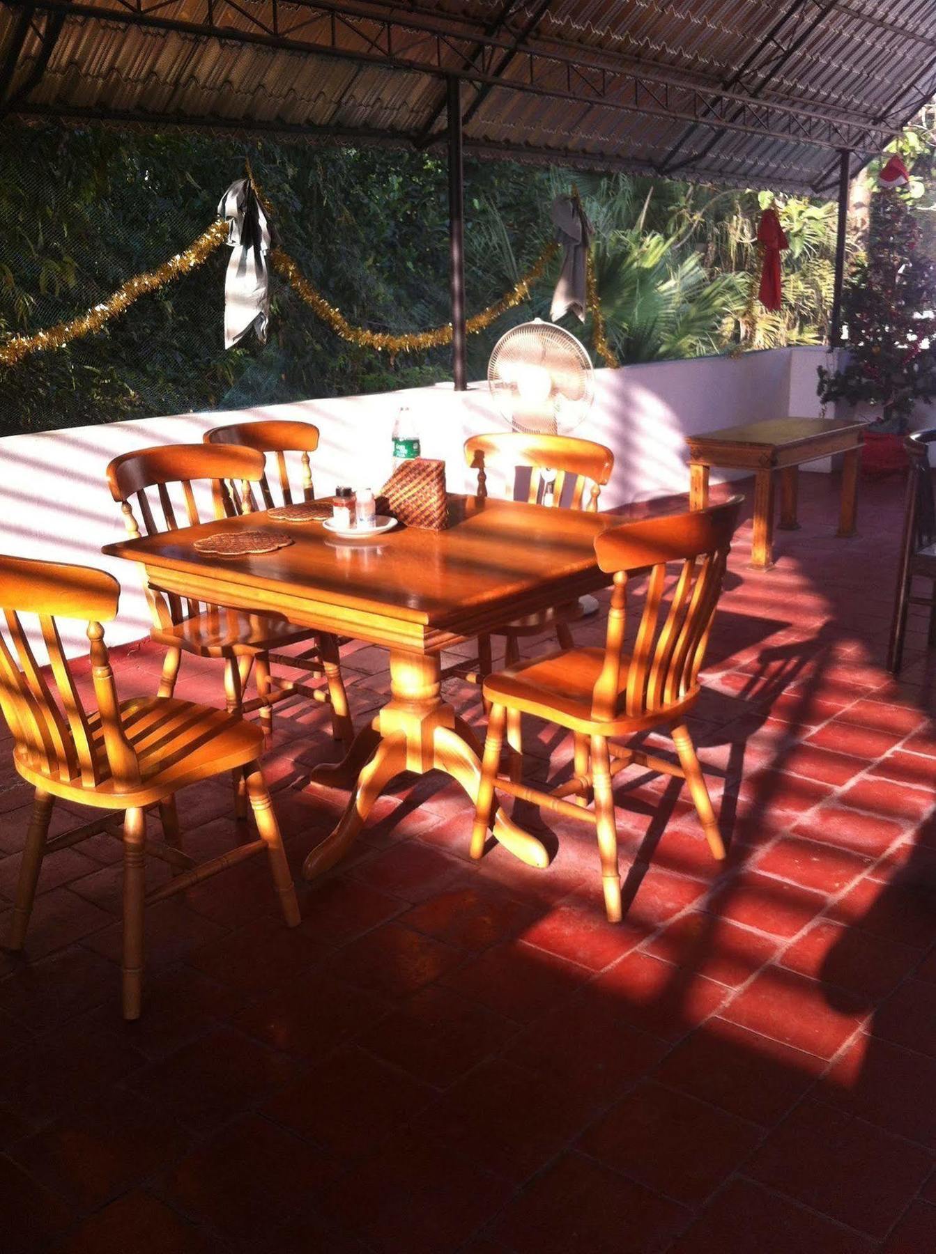 Oyo Home 63551 Pleasant Stay Near Fort Kochi Beach Eksteriør billede