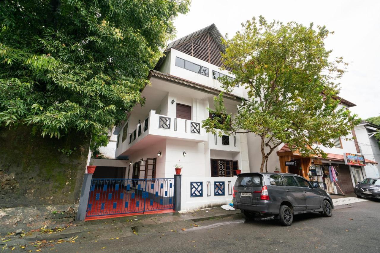 Oyo Home 63551 Pleasant Stay Near Fort Kochi Beach Eksteriør billede